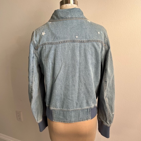Lucky Brand Medium Denim Jean Jacket with Embroidered Stars - Picture 4 of 16